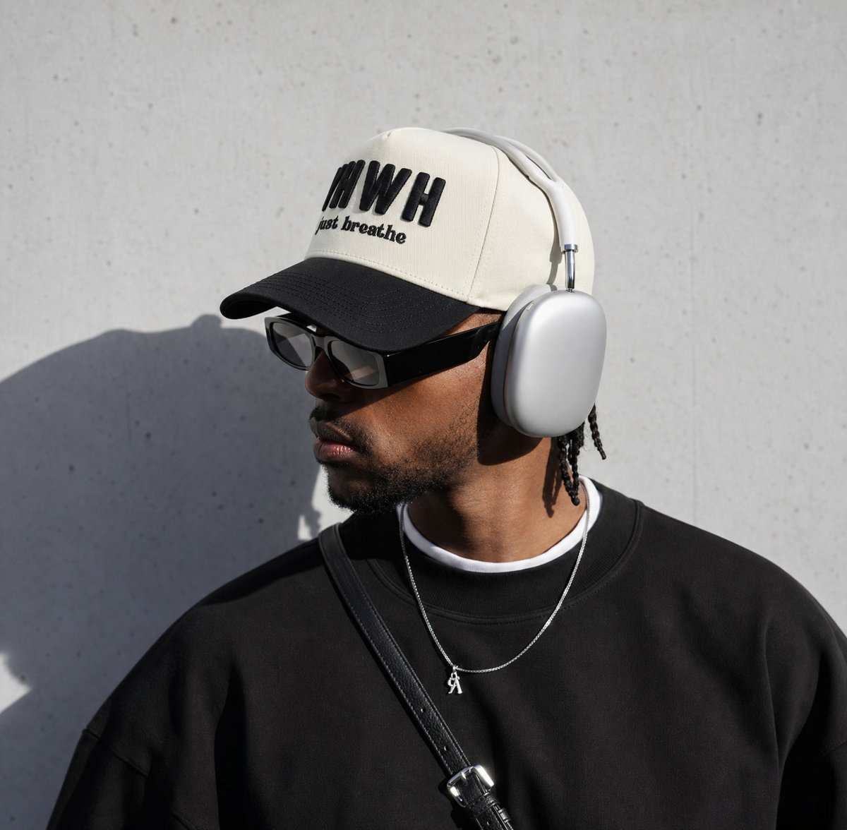 YHWH - Natural/Black